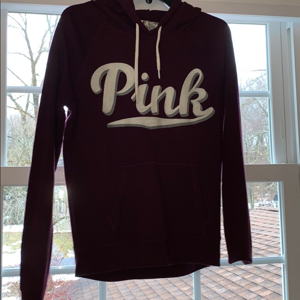 Maroon pink vs hoodie
